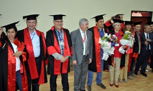 Yıllar sonra yeniden kep giydiler