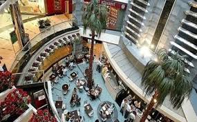 ‘AVM’ler meydanları yok etti’