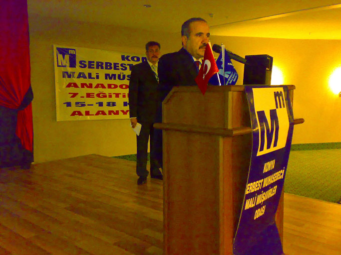 Muhasebeciler Antalya'da seminerde