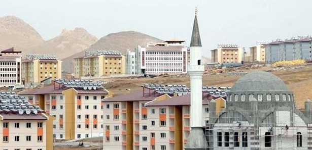 Ev ve arsa değerleri standarda bağlanıyor