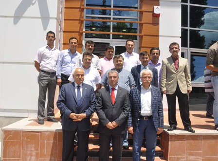 AK Partili vekiller Ereğli SGK binasını gezdi