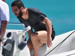 Arda Turan teknede Sinem Kobal nerede