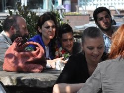 Bergüzar Korel dedesinin hayatını film yapıyor