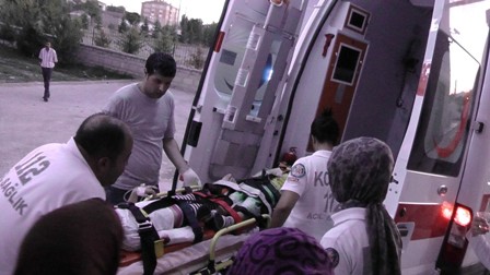 Otomobil patos makinasına çarptı: 4 yaralı
