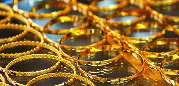 Vatandaş çeyrek altına hücum etti