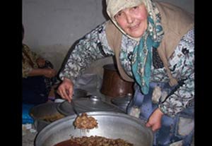 Düğünlerde kebap tüketiliyor