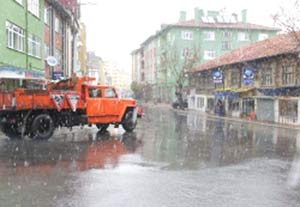 Seydişehir'e kar düştü