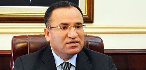 Bekir Bozdağ kimdir?