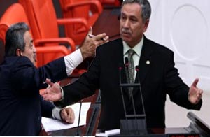 Arınç'tan Genç için ilginç öneri