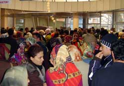 Sistem arızalanınca kuyruk uzadı