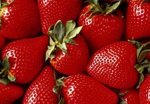 Çilek, köylünün makus talihini değiştirdi