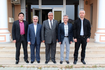Vekillerden MÜSİAD’a ziyaret