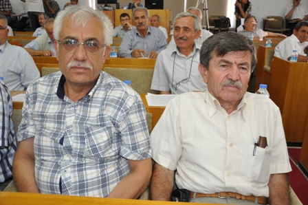 MHP'den İki Meclis Üyesi AK Parti'ye Geçti