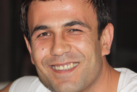 İzmir'de bir polis adliye önünde intihar etti