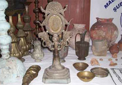 Akşehir'de tarihi eser operasyonu