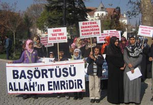 Eylemde Sütçü İmam anıldı