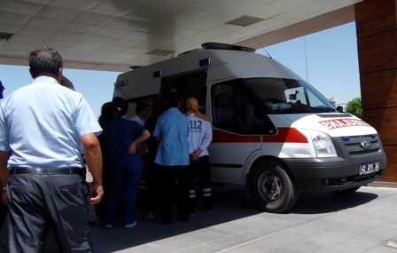 Dini nikahlı eşinin kafasına piknik tüpüyle vurdu