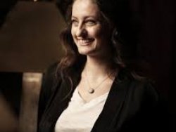 Şafak Pavey kimdir?