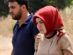 Antalya'da başörtülü öğretmene yumruklu saldırı