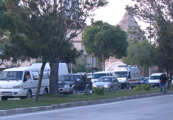 Trafikte can pazarı