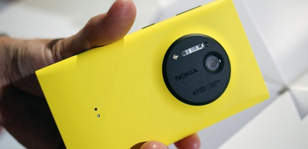 Nokia yeni telefonunu tanıttı