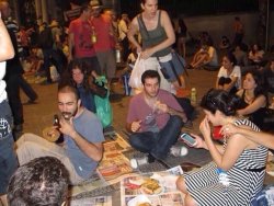 Antikapitalist Müslümanlar'ın iftarında bira içildi