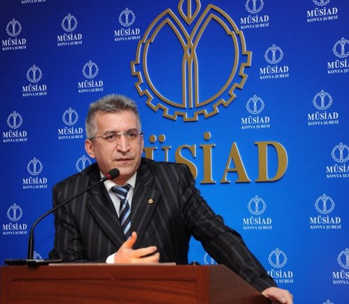 Şimşek: Türkiye'nin dik duruşu Davutoğlu'yla devam edecek