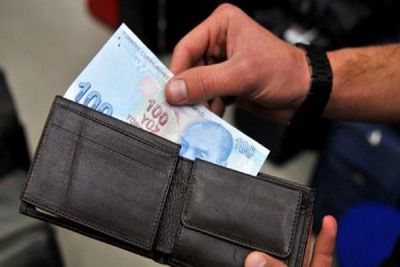 Özel memurların maaşlarına kısıtlama geliyor