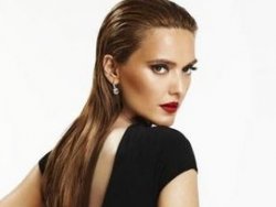 Demet Akalın'dan Ebru Şallı'ya ağır gönderme