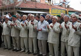 4 milyon Müslüman hacı oldu