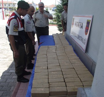 Konya'da 100 kilo ağırlığında 200 paket eroin ele geçirildi