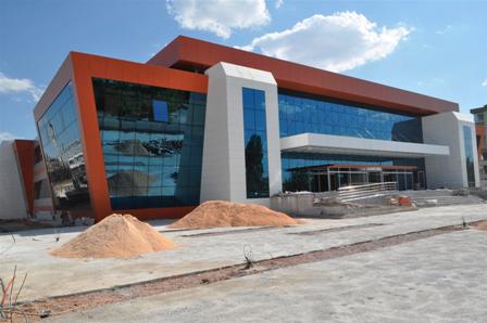 Karatay Kongre ve Gençlik Merkezi’nin yapımında sona yaklaşıldı