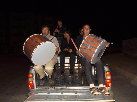 Seydişehir’de vatandaşlar sahura müzikle kaldırılıyor