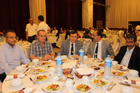 Jeoloji mühendisleri iftar yaptı