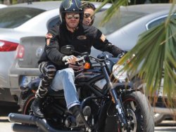 Kıvanç Tatlıtuğ'un VIP escortu