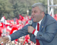 Tuncay Özkan MANDELA olur mu?