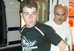 Virajı alamayınca yoldan çıktı