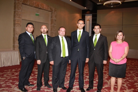 Deniz Bank iftar verdi