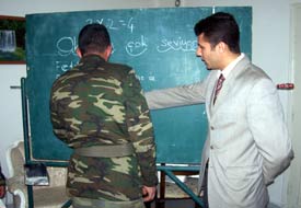 Askerlere okuma yazma kursu açıldı