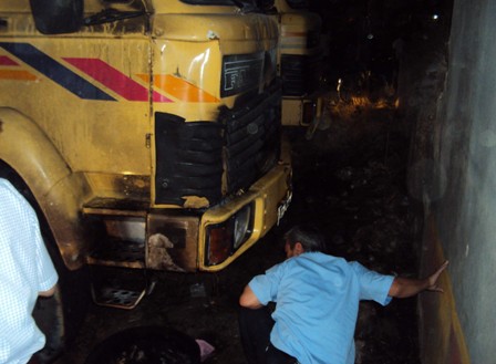 Ereğli ziraat odasına ait iki kamyon kundaklandı