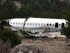 Köşesinden müşteri arıyor