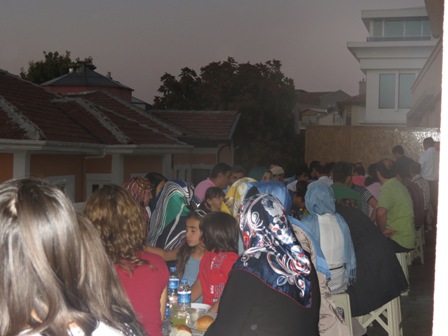 3B Dershaneleri iftarda buluştu