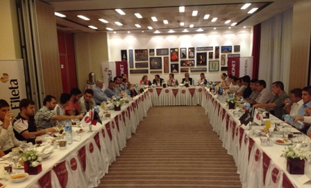 KONET iftar yemeğinde buluştu