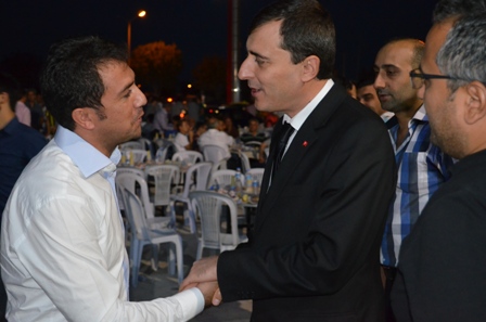 Göktaş ailesinden iş dünyasına iftar yemeği