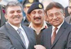 'Eşi çarşaflı' dediler bekar çıktı