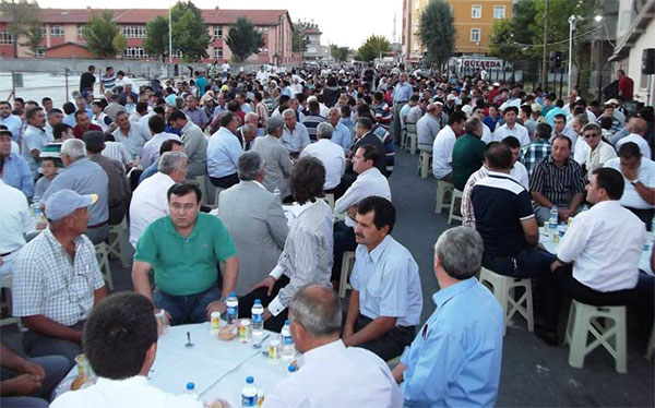 "Ramazan Sevincini Paylaşıyoruz" İftarı