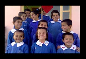 Bu öğrencilerin kitaba ihtiyacı var!