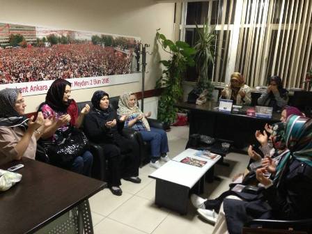 MHP İl Kadın Kolları'ndan Hatim Programı