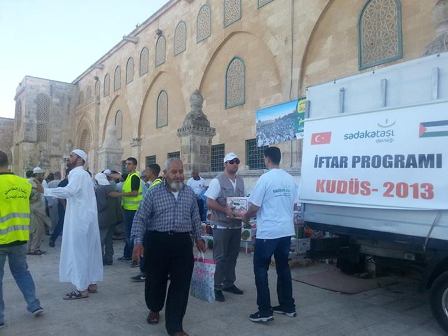 Sadakataşı Derneği’nden anlamlı faaliyetler