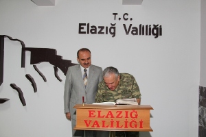 Korg. Akbaş'tan Vali Erol'a veda ziyareti